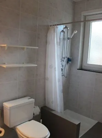 Luna Garni أسكونا