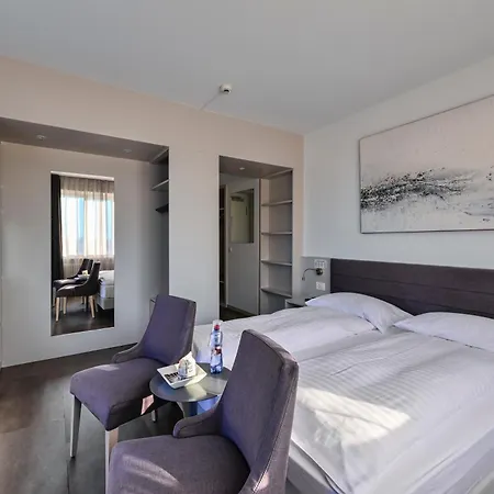 Hotel Luna Garni 3*